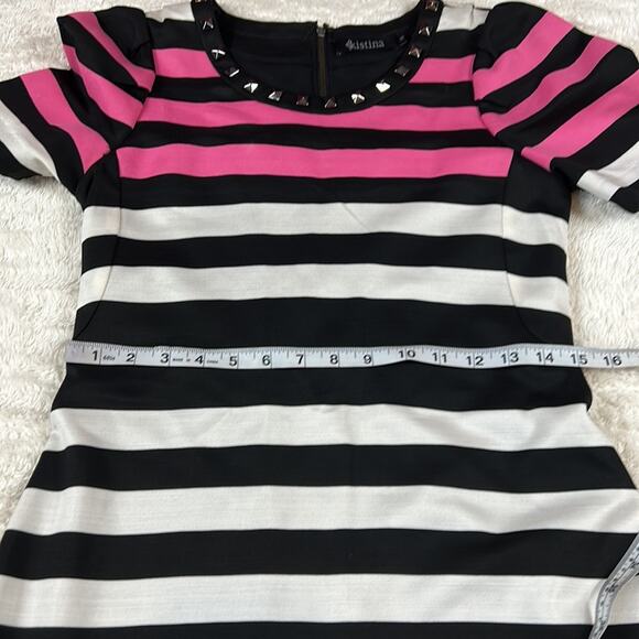 Kistini geometric sripe fit and flare silver stud collar dress, size medium - Picture 7 of 13